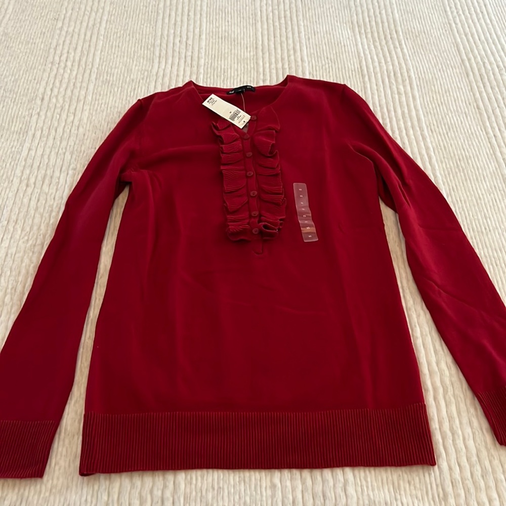 Gap red ruffled sweater long sleeved size XS NWT